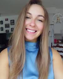 A n g i e 🌹 (@angelique.lacroix) • Instagram photos and videos