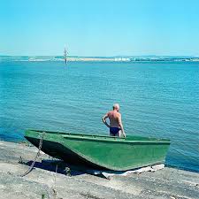 1 010 546 herců v databázi: Life In Blue Photographs Byevzen Sobek Lensculture