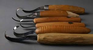which is the best spoon carving knife