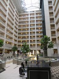 Embassy Suites Chicago Hotel Review Family Suites In Chicago Chicago Hotels Embassy Suites Hotels For Kids