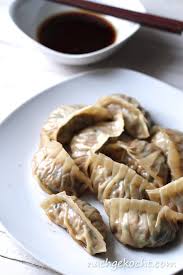 Gyoza Japanische Teigtaschen Mit Schweinefleisch Und Barlauch Teigtaschen Teigtaschen Rezept Japanisches Essen