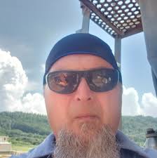 A brief, unauthorized look at Unknown Hinson's story