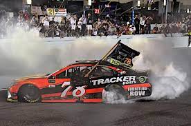 … … he beat out busch, kevin harvick and brad keselowski in the final race in the championship 4. Nascar Top 10 Storylines Of 2017 Martin Truex Jr Turns Career In Crisis Into Championship Performance