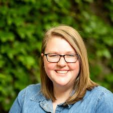 Kristi Norris's Instagram, Twitter & Facebook