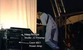 Kurt Cobain S Crest 4801 Power Amp Groundguitar Power Amp Kurt Cobain Kurt Cobain Photos