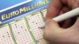 Rapports des gains pour ce tirage euromillion du 18/01/2022 : . Euromillions Le Jackpot De 163 Millions N A Pas Ete Gagne Quel Montant Pour Le Prochain