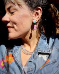 Colleen Thompson (@moonbearjewels) · Instagram 照片和视频