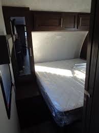 Enjoy hotel deals and instant member savings when you join travelocity. 2019 Forest River Salem 32bhds Broadmoor Rv Rv Forest River Cool Campers