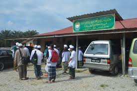 ﻿maahad ini telah beroperasi selama 30 tahun dan dengan izin allah telah menghasilkan ramai para hafiz, hafizah. Madrasah Darul Ulum Wal Qiroat Kg Tebuk Yan 2 Pantai Remis Perak Pusat Pembangunan Pondok Berhad
