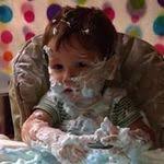 Anna Hively's Instagram, Twitter & Facebook