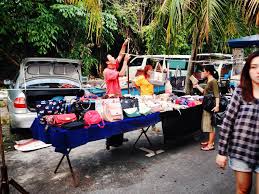 Batu ferringhi is by far one of the most popular beach attractions in penang, and is certainly worth a visit (or maybe even a stay!). Pasar Malam Penang Night Market Penang Seaview