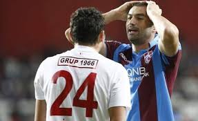Ağaoğlu, burak'a şu anda 500 bin lira para cezası verildi. Burak Yilmaz Trabzonspor A Cok Uzuldum