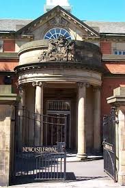 Royal Grammar School Newcastle Originally In The Grounds Of St Nicholas Cathedral The School Was Founded Newcastle Upon Tyne Newcastle North East England