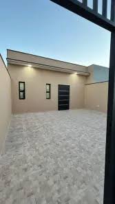 Casas à venda em Elias Fausto, SP