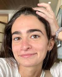 Samara Weiss's Instagram, Twitter & Facebook