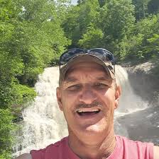 Where to find a 2011-2015 2.4L Kia Optima in need of engine or transmission  repair in East Tennessee?