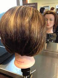 45 To Natural Graduation Haircut With Partial Highlights Graduation Hairstyles Medium Hair Styles Graduation Hairstyles For Long Hair