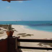 Royal horizons boa vista in rabil features accommodation with a private beach area, an outdoor swimming pool and a tennis court. Boa Vista Die 10 Besten Hotels Unterkunfte Auf Der Insel Boa Vista Kap Verde