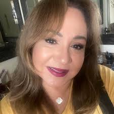 Here are some photos of the ribbon-cutting ceremony and more held at 101 N.  Maple Ave., Covington earlier today for Make Room! LLC.