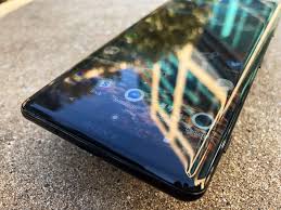 Sony Xperia XZ3 Review: Great with a ...
