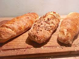 Rezept Fur Schnelles Dinkelbaguette Knusprig Und Lecker Dinkel Baguette Rezepte Brot Backen Dinkel