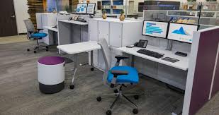 Hoteling Area For Mobile Workers Commercial Interiors Workplace Design Flexible Space