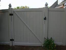 We also sell all kinds of fencing supplies to the general public. Top 5 Problems With Vinyl Gates Bryant Fence Company