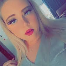 Lisa Brigman's Instagram, Twitter & Facebook