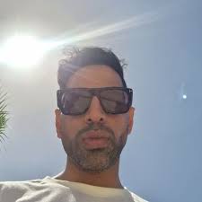 arif makda (@Goldenboy_Arif)