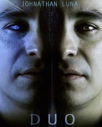 Siempre quise ser protagonista de una película 🎬🙃 A manera de ilustración  pude serlo 😎 Feliz cumple a mi 🎂 #movie #photooftheday #photoshop #edition