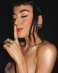 Missy Chambers's Instagram, Twitter & Facebook