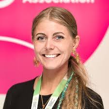 Dawn Stilwell's Instagram, Twitter & Facebook