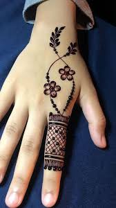 Pin By Bacha Creation On Mehndi Design Girls In 2020 Henna Tattoo Designs Simple Latest Mehndi Designs Latest Henna Designs