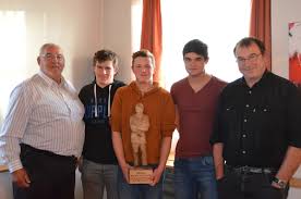 Samuel giger kann seinen zweiten kranzfestsieg feiern. Schaffhauser Kantonaler Schwingerverband 2017