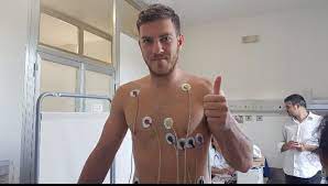 En italie, le milieu de terrain aurait un salaire colossal. Footballogue On Twitter Transfert Jordan Veretout A Passe Sa Visite Medicale Et Va S Engager Avec La Fiorentina Via Saberdesfa
