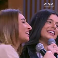 كل الحب والجمال في الأغنية دي بصوت عامر منيب وبناته 🔥.. وحشتنا يا فنان ❤️️ 