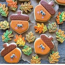 Sue Sparks Munchkin Munchies On Instagram Are You Ready For Acorn Y Joke I Did Make That Up But Not Leaf Cookies Acorn Cookies Cookie Decorating