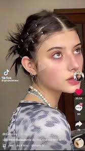 Elly Nelson (ellynelson3)