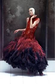 Bildergebnis für Alexander McQueen