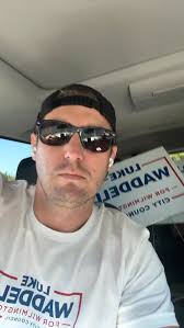 Wilmington, it’s sign time