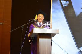 Seluruh warga kolej komuniti tasek gelugor mengucapkan tahniah dan syabas kepada pelajar dan pensyarah pastri yang telah memenangi national innovation and invention competition through exhibition (icompex 19) di. Kpt Majlis Konvokesyen Kolej Komuniti Tasek Gelugor