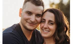 Cara Belcher's Instagram, Twitter & Facebook