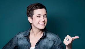 Check spelling or type a new query. Ou Vit Sophie Jovillard La Journaliste D Echappees Belles Cote Maison