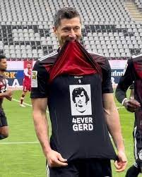 Maybe you would like to learn more about one of these? Levandovski Povtoril Rekord Gerda Myullera Po Golam V Odnom Sezone Bundesligi Sport Ekspress
