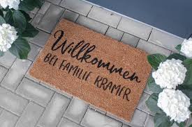 So erhält man ein ganz besonderes geschenk für das paar, mit dem mit sicherheit ein lächeln auf die gesichter von braut und bräutigam zaubern kann. Pin On Geschenkideen