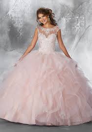 Il corsetto è strutturato allinterno da stecche di sostegno e una rigida fodera in canapa. Abiti Da Sposa Colorati Atelier Sposiamoci