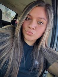 Is someone available to make piñatas?