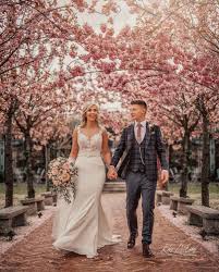 Wedding of the Week: Nikki & Stephen's Romantic and Relaxed Galgorm  Ceremony