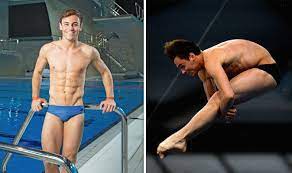 Selected scenes from tom daley's documentary 'diving for gold', featuring his fiancé dustin lance black. Itv Documentary On British Gold Medal Hopeful Diver Tom Daley Express Co Uk