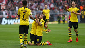 This stream works on all devices including pcs, iphones, android, tablets and play stations so you can watch wherever you are. Jadwal Bundesliga Pekan Ini Monchengladbach Vs Dortmund Indosport